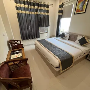 hotel-kavana.hotels-varanasi.com/